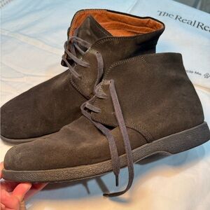 Tod's Dark Gray Suede Chukka Boots